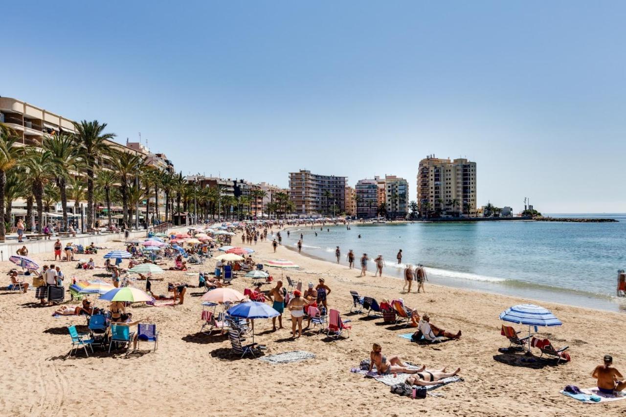 Playa Del Cura With 2 Bedrooms *